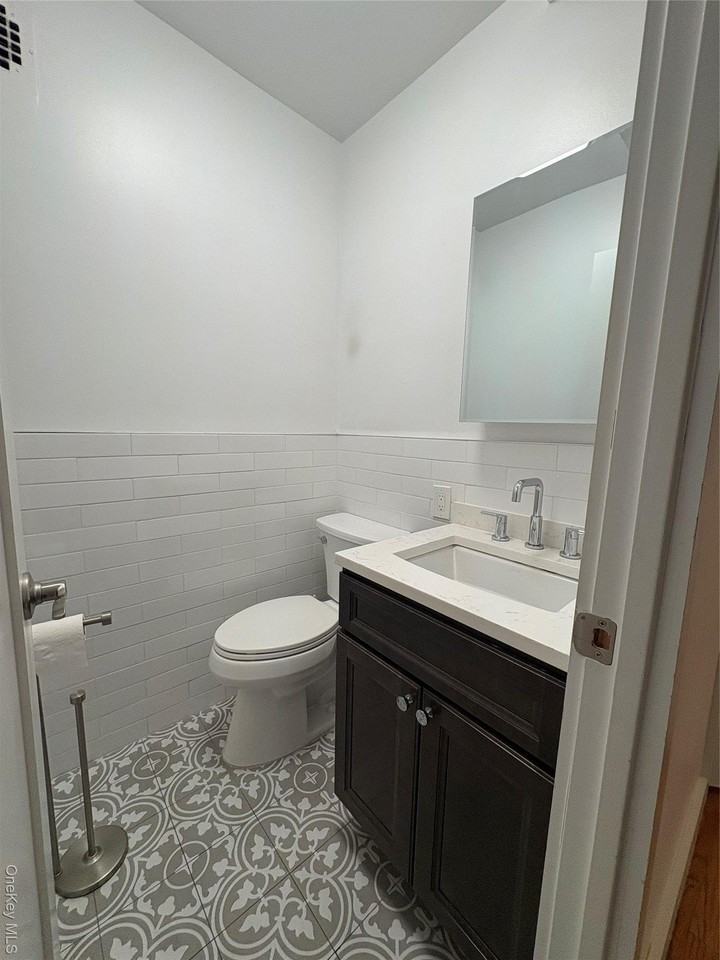 300 Martine Ave Apt 6j #6J - Photo 6 of 12