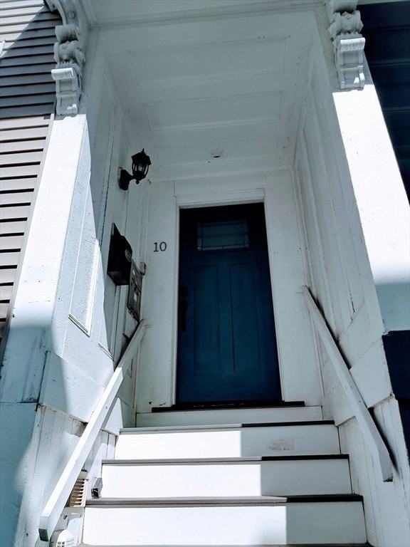 10 Springer St Apt 2 #2