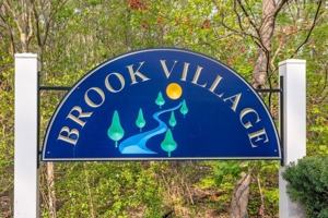 featured image of 50 Spencer Rd Apt 24 #24