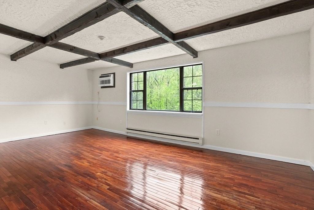 50 Spencer Rd Apt 24 #24 - Photo 5 of 28