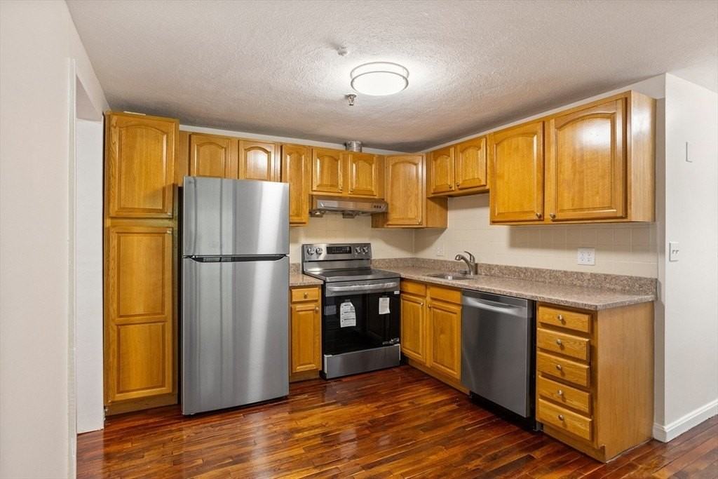 50 Spencer Rd Apt 24 #24 - Photo 7 of 28