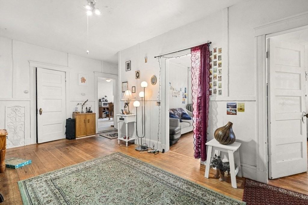 427 Medford St Apt 2 #2 - Photo 4 of 13