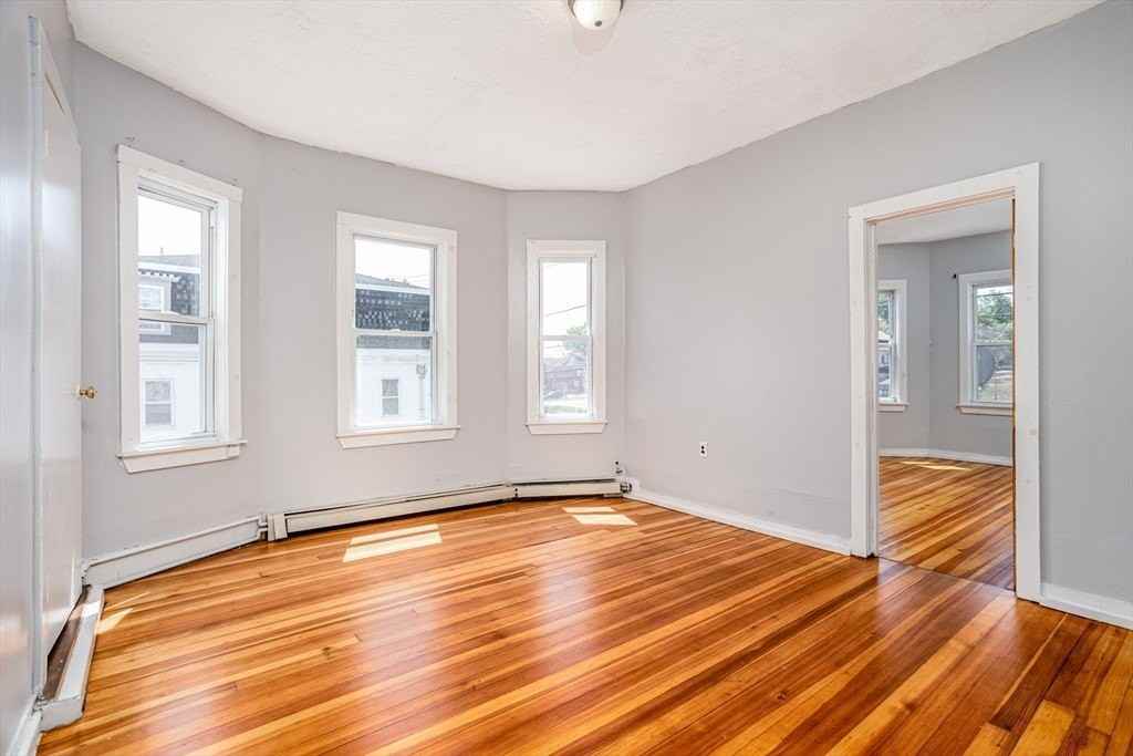 155 Salem St Apt 4 #4 - Photo 6 of 26