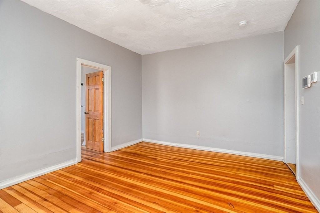 155 Salem St Apt 4 #4 - Photo 7 of 26