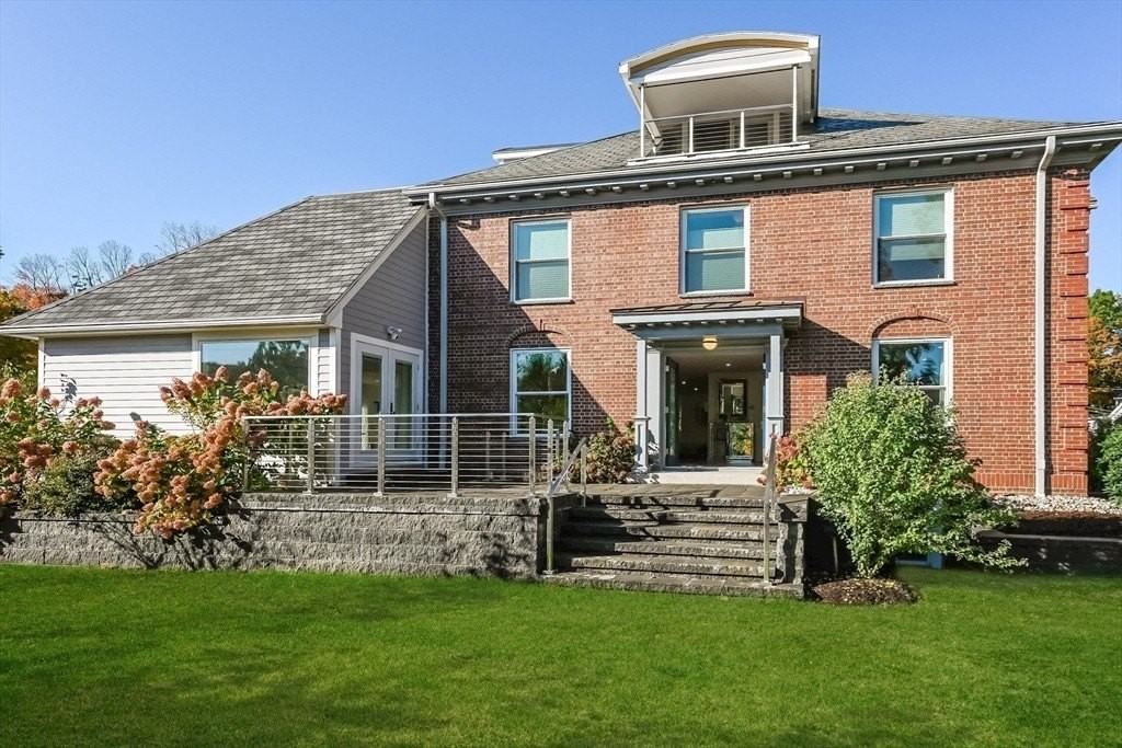 24 Evergreen Ave - Photo 3 of 41