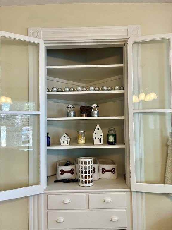 178 Robbins St Unit 178 #178 - Photo 6 of 24