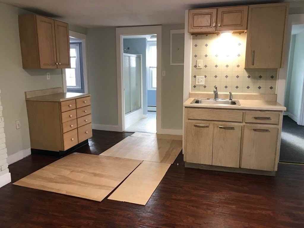 176 Plymouth St Unit 2 #2 - Photo 5 of 11