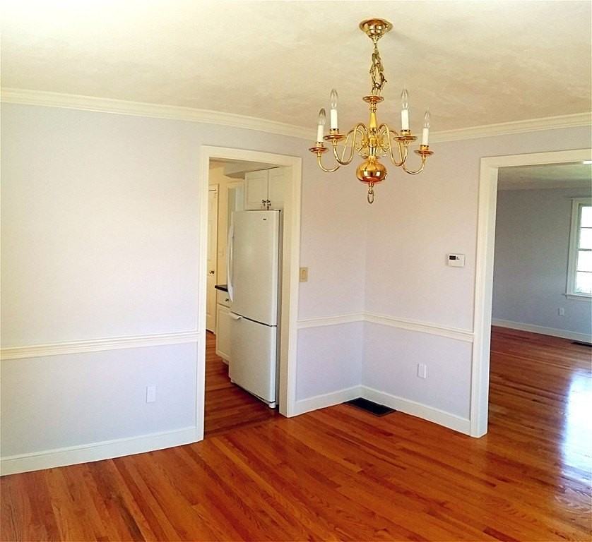 8 Baker Ave - Photo 4 of 14