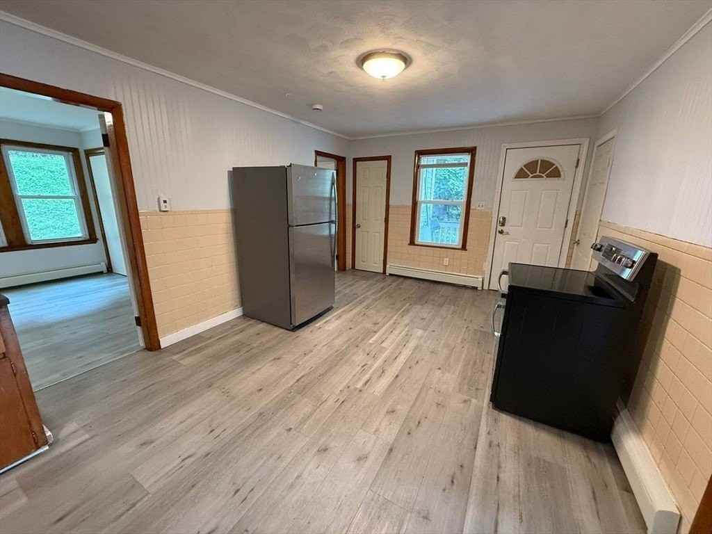 59 Cross St Unit 1r #1R - Photo 2 of 14