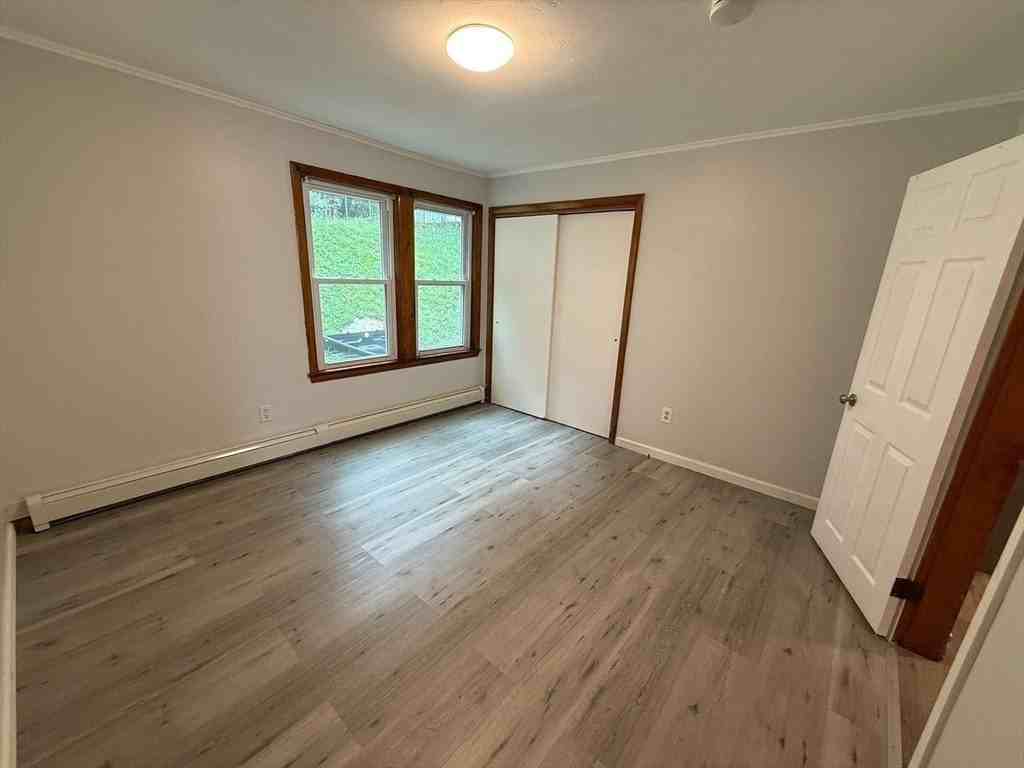 59 Cross St Unit 1r #1R - Photo 4 of 14