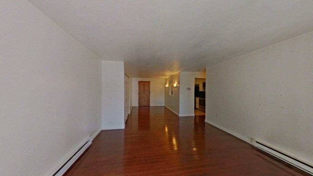 25 Greentree Ln Apt 46 #46 - Photo 2 of 12