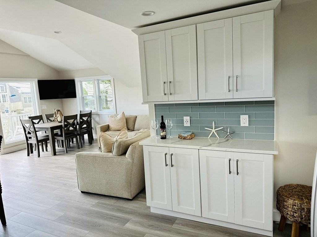 49 Northern Blvd Unit A #A - Photo 3 of 11