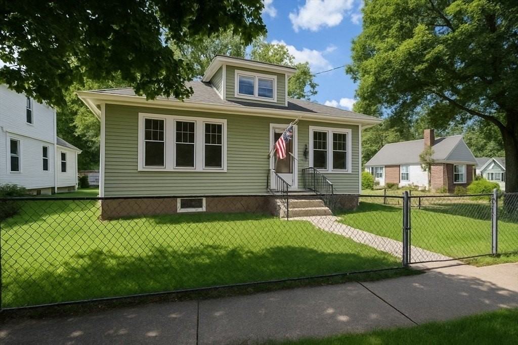 55 Glenellen Rd - Photo 2 of 41