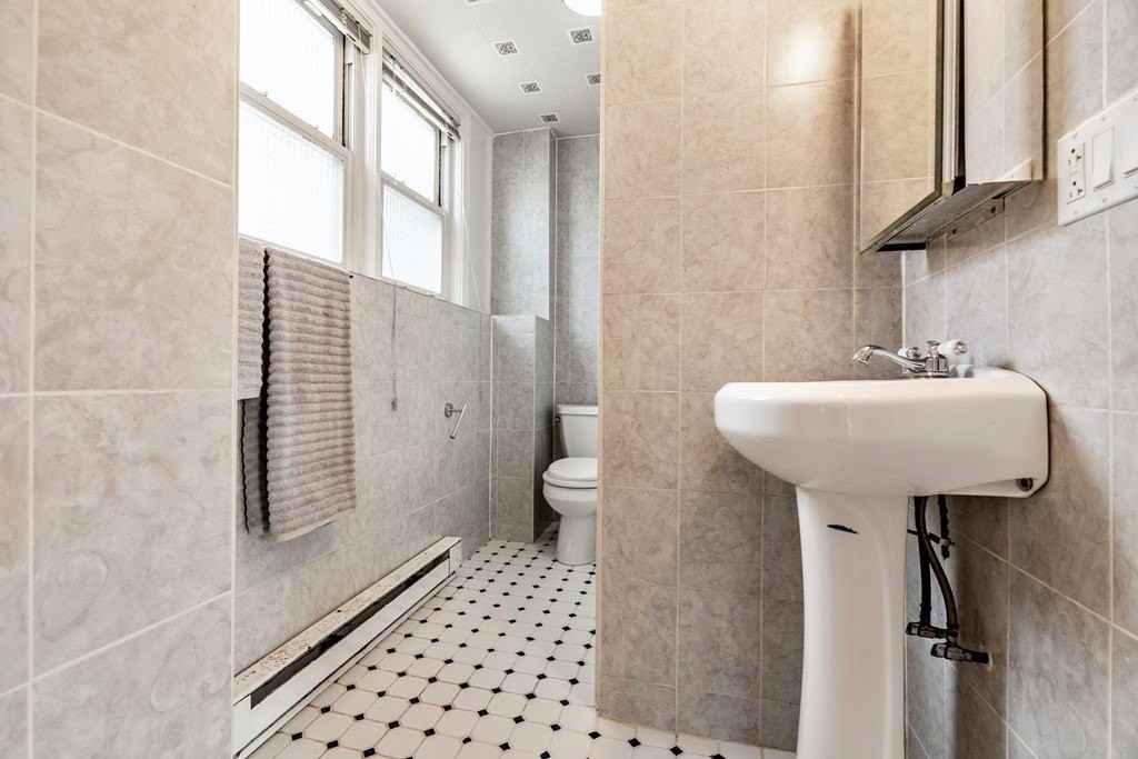 32 Magoun St Unit 2 #2 - Photo 5 of 13