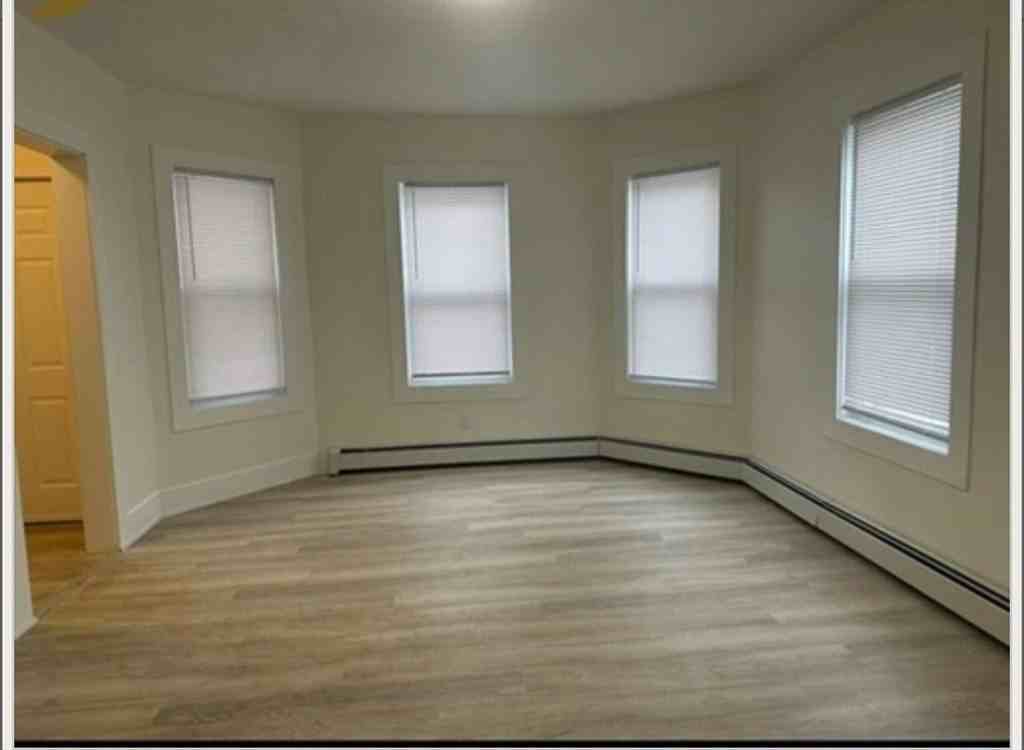 11 High St Unit 3 #3 - Photo 3 of 5