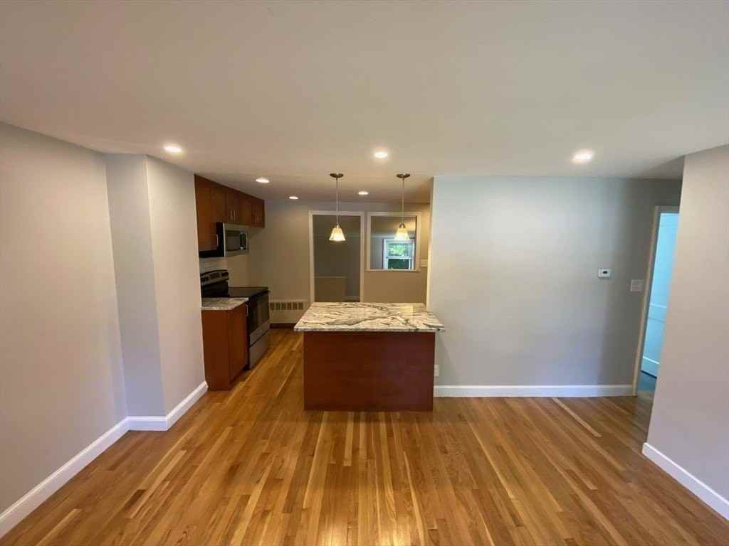 25 Neillian St Unit 25 #25 - Photo 4 of 17