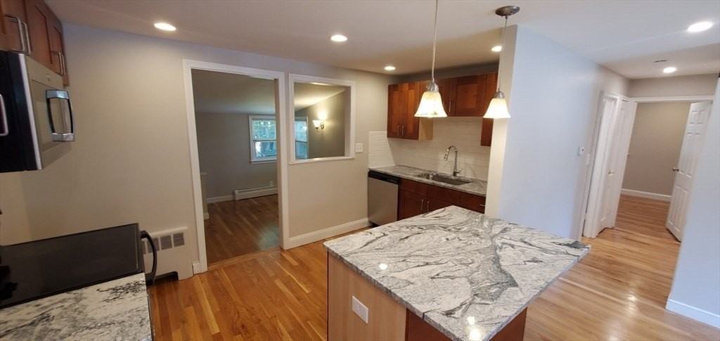 25 Neillian St Unit 25 #25 - Photo 5 of 17