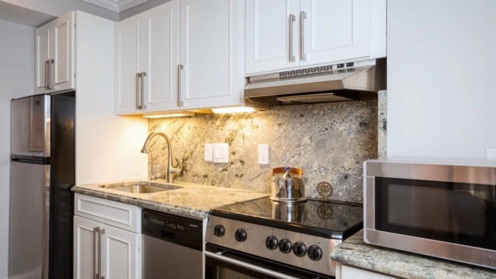 365 Beacon St Unit Gf #GF - Photo 5 of 13