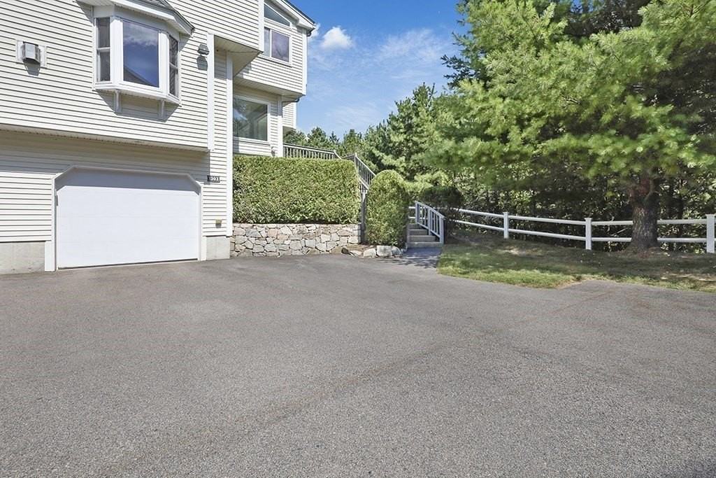 1303 Old Bridge Ln Unit 1303 #1303 - Photo 4 of 42