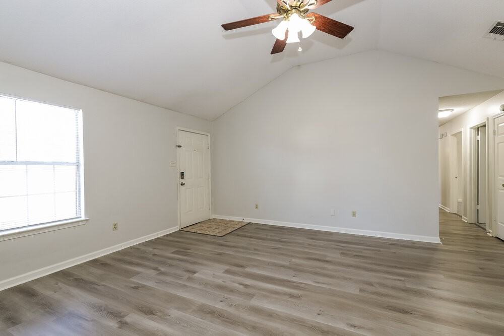 2581 Arborgreen Cv - Photo 4 of 16