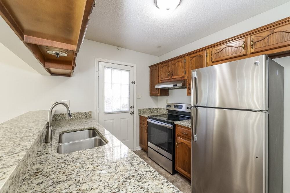 2581 Arborgreen Cv - Photo 6 of 16