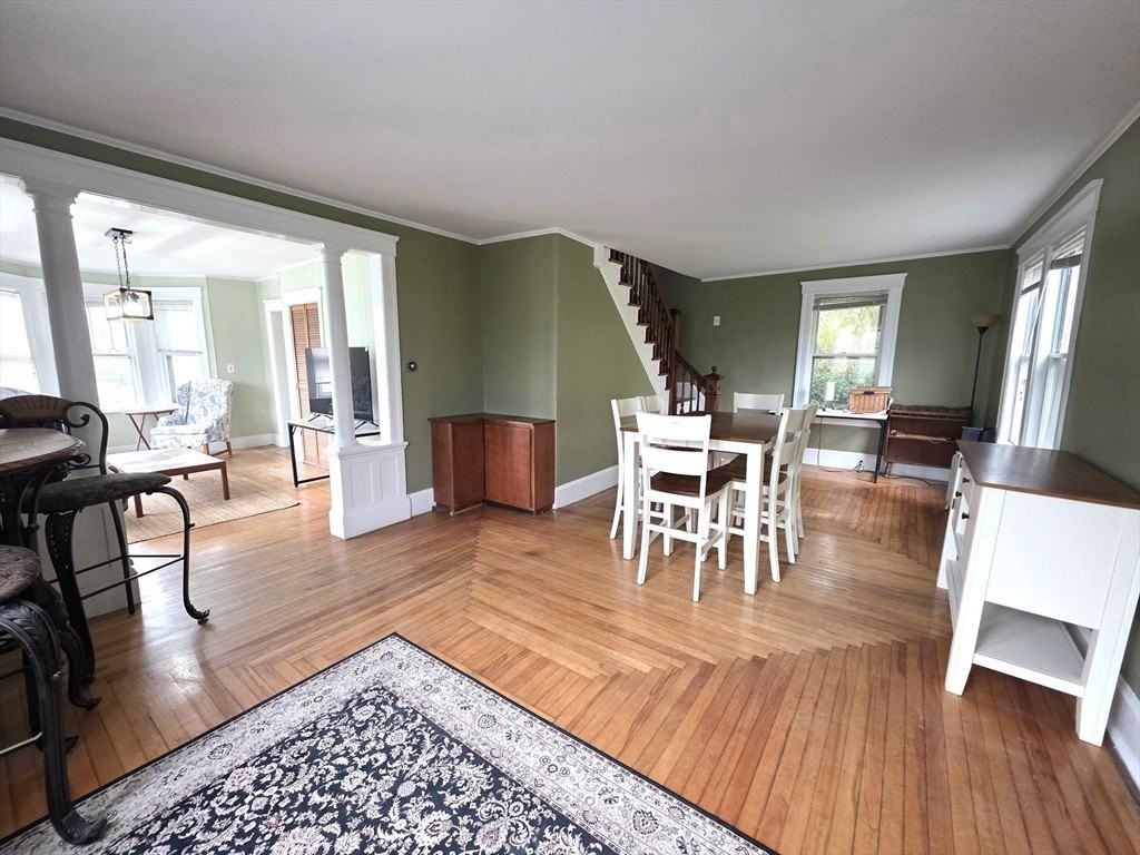 1168 Grafton St - Photo 2 of 15