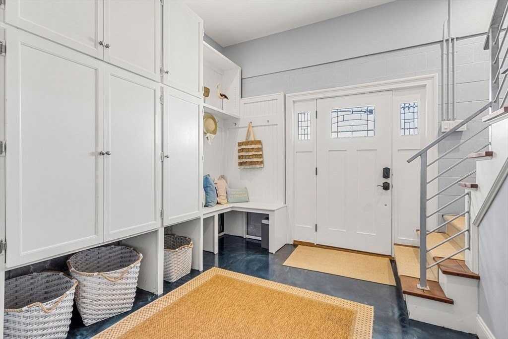 65 Plum Island Tpke - Photo 5 of 41