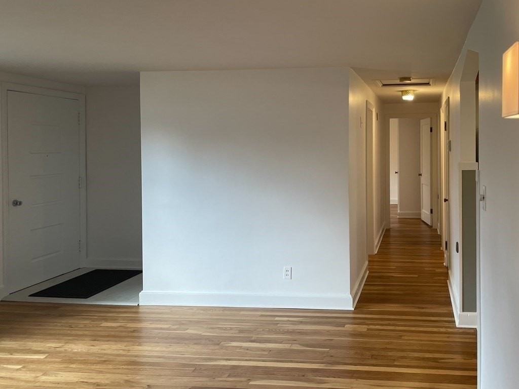 17 Suffolk Rd - Photo 3 of 21