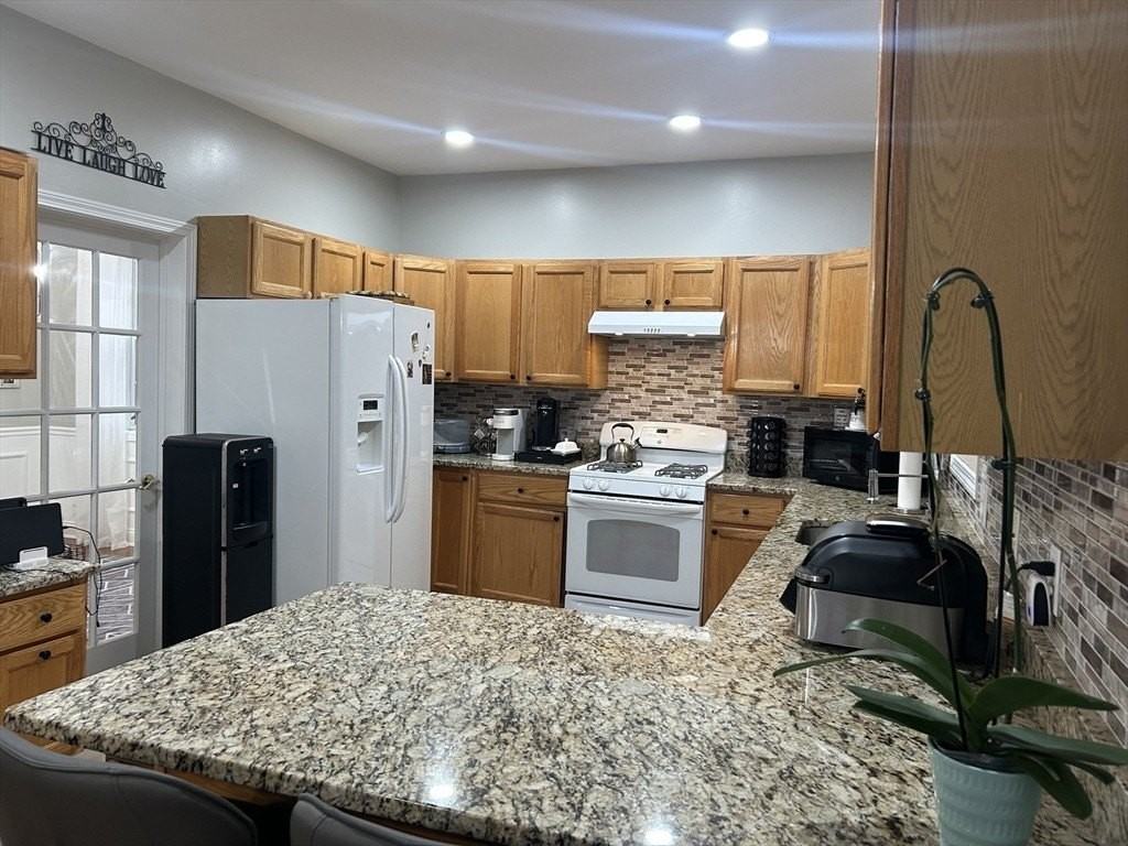 6 Candlewood Ln Unit 1 #1 - Photo 7 of 29