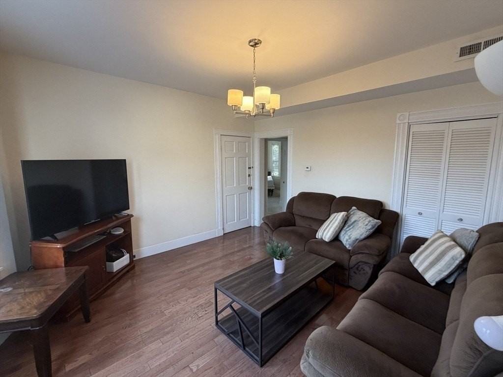 11 Francis St Apt 2 #2 - Photo 6 of 12