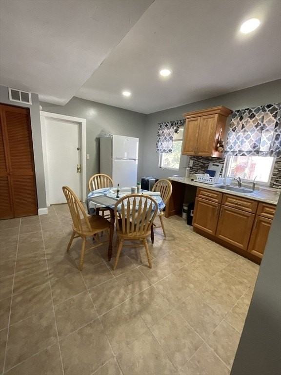 593 Park St Apt 2 #2 - Photo 5 of 17