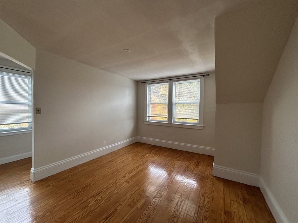 107 Lincoln Ave Unit 2 #2 - Photo 6 of 10