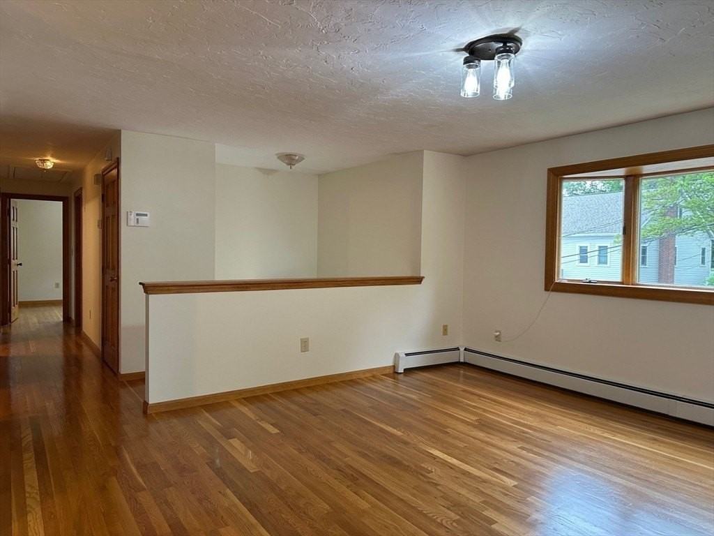 15 Curlew St - Photo 3 of 30