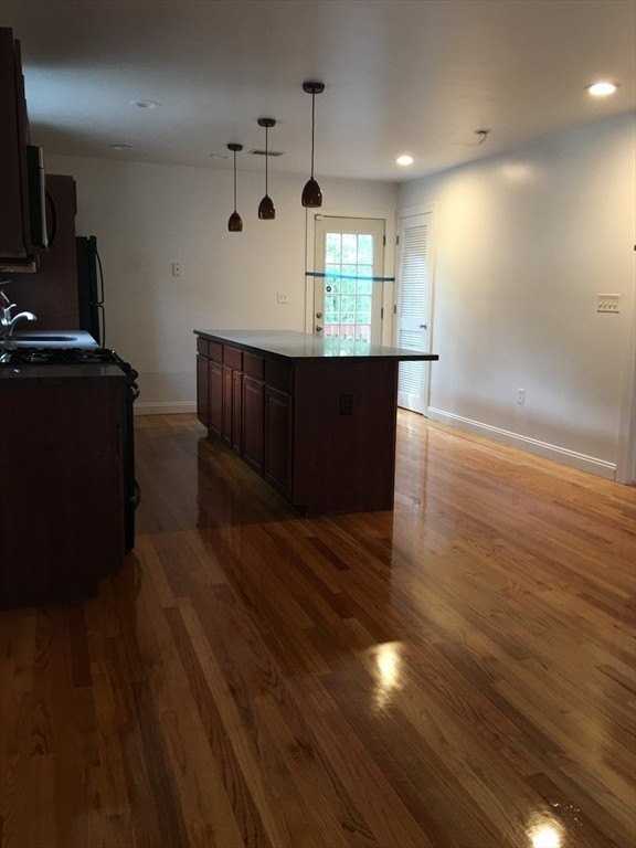 14A Iroquois St Apt 2 #2 - Photo 5 of 18