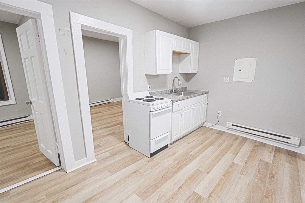 24 Charlton St Apt 7 #7 - Photo 7 of 17