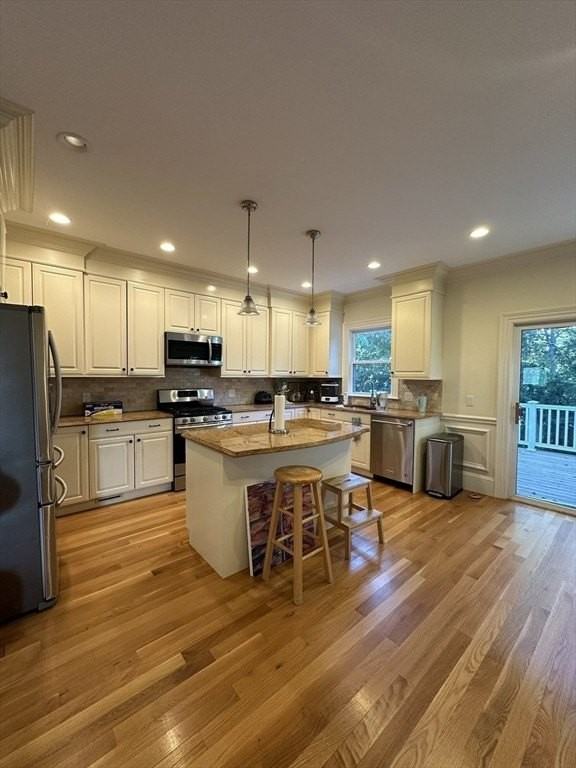 191 Newtonville Ave Unit 191 #191 - Photo 7 of 41