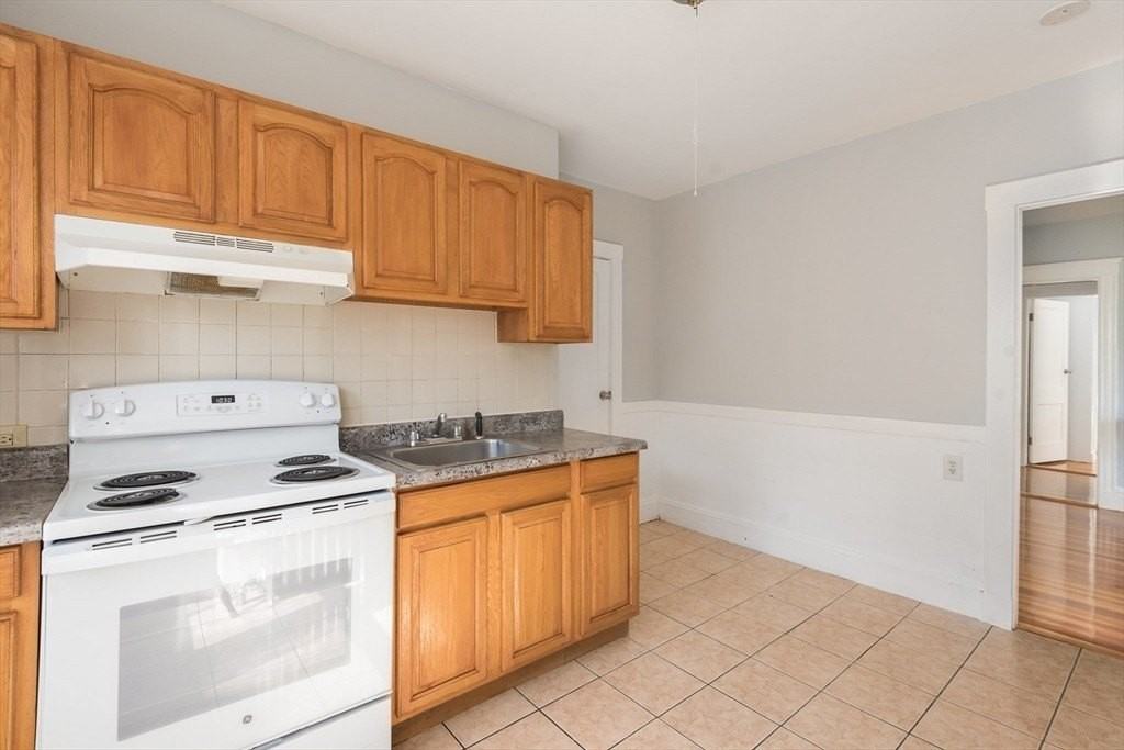 112 Brush Hill Rd Unit 2 #2 - Photo 3 of 25