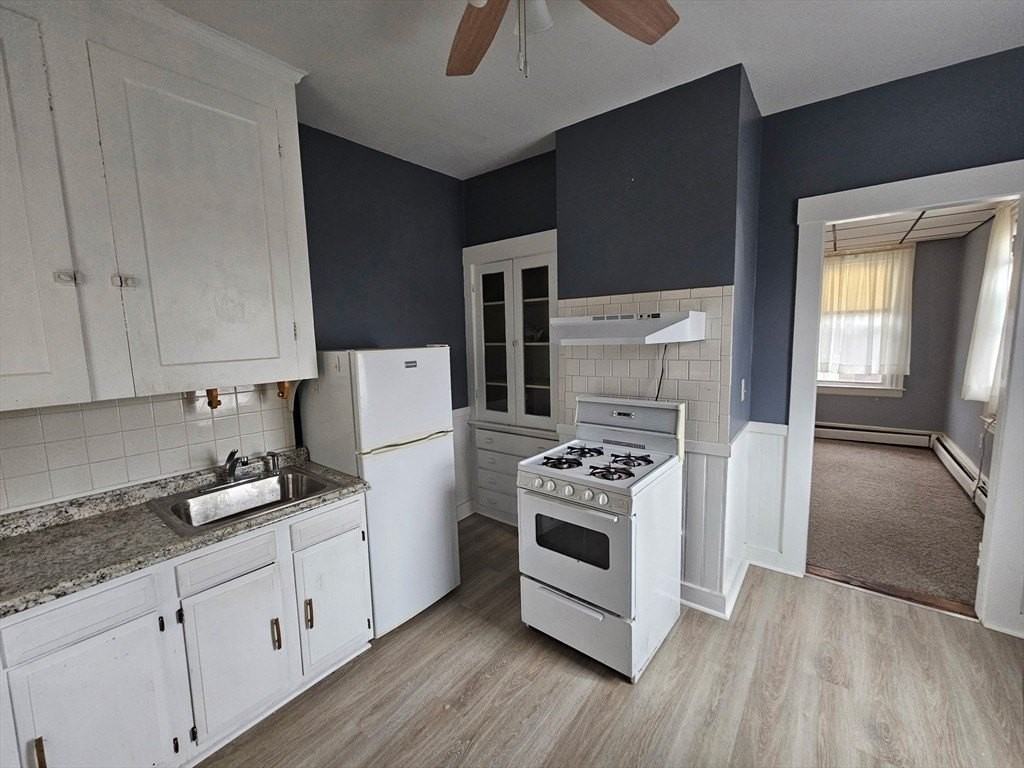 549 Westford St Apt 4 #4 - Photo 6 of 12