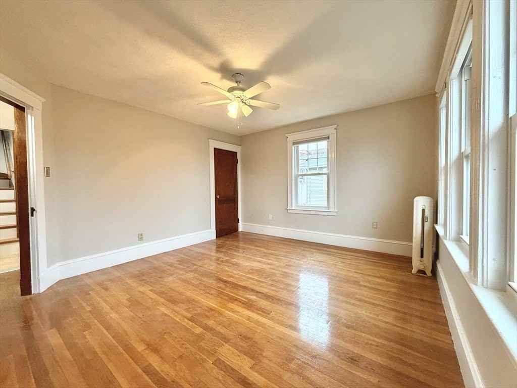 28 Howard St Unit 28 #28 - Photo 6 of 24