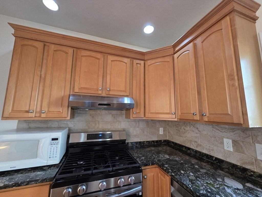 70 River St Unit 0 #0 - Photo 4 of 26