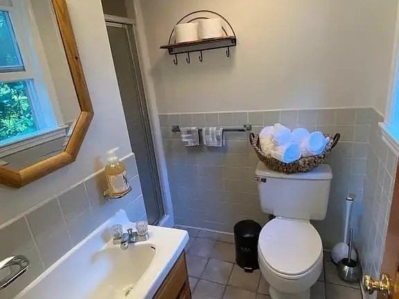 1296 Drift Rd Unit B #B - Photo 6 of 12