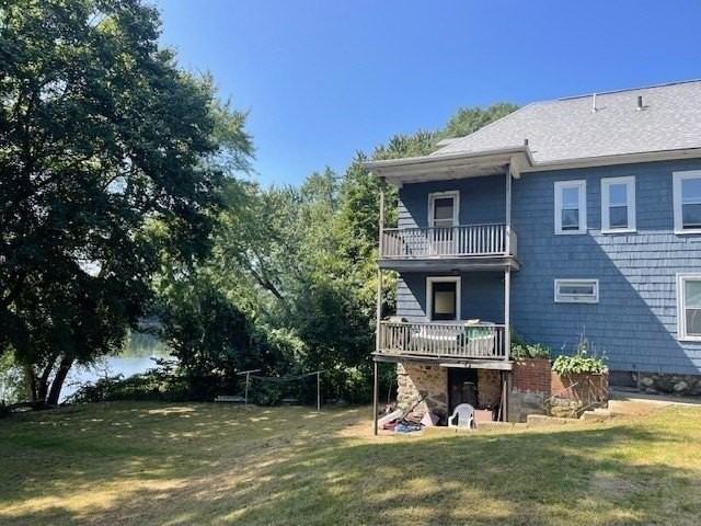 86 Margin St Unit 2 #2 - Photo 4 of 28