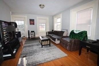 122 Elm St Apt C #C - Photo 5 of 11