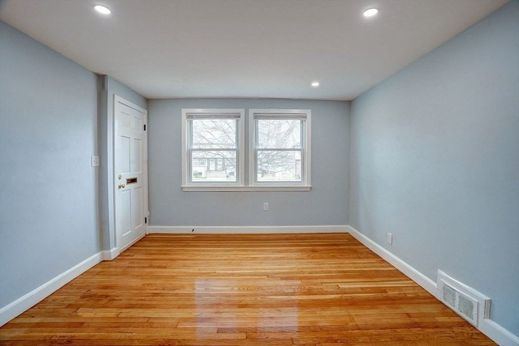 23 Langley Cir Unit 1 #1 - Photo 6 of 27