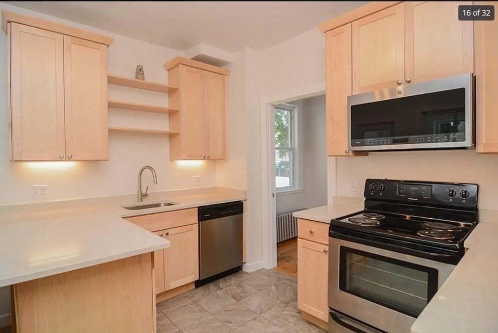 655 Stevens St Unit 1 #1 - Photo 2 of 5