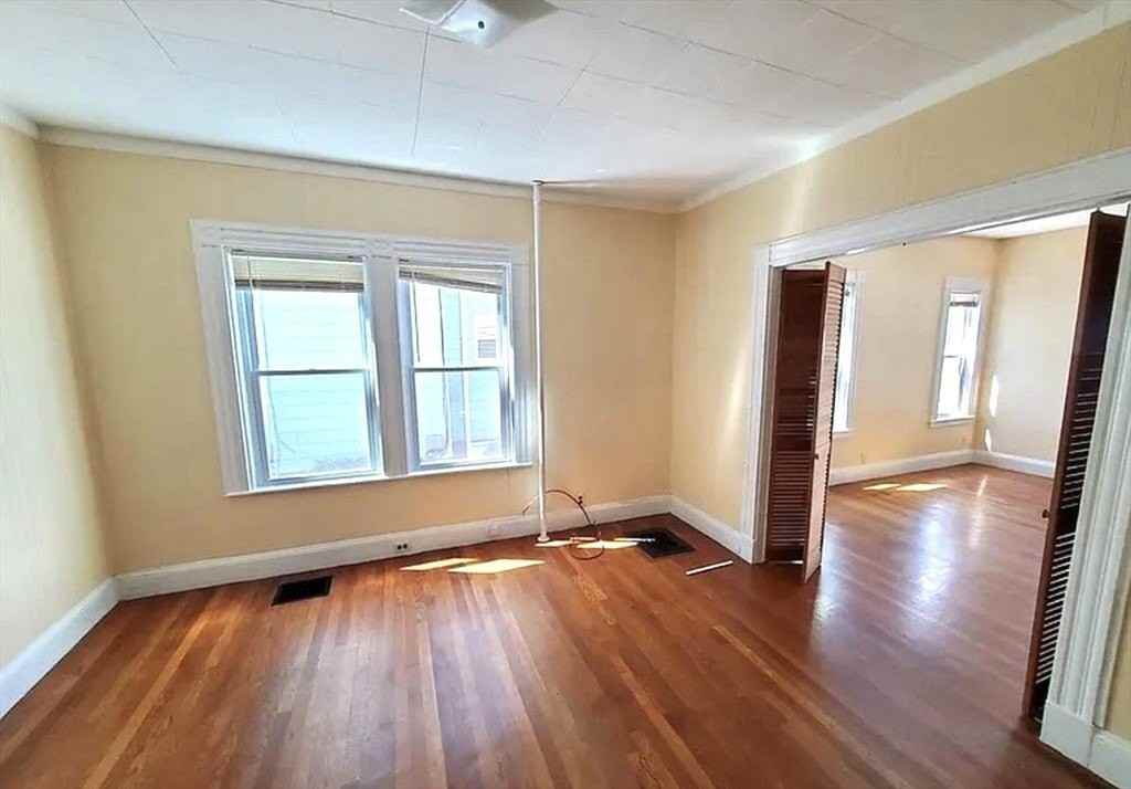 32 Claremon St Unit 1 #1 - Photo 6 of 9