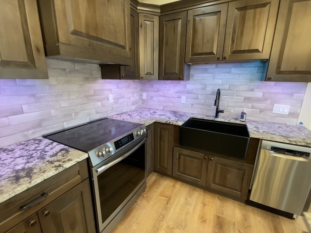 80 Foster St Apt 501 #501 - Photo 4 of 21