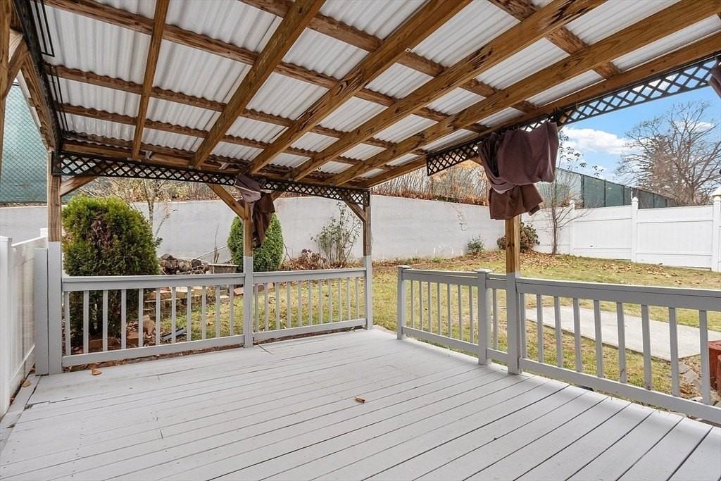 4 Moran Ct Unit 4 #4 - Photo 4 of 38