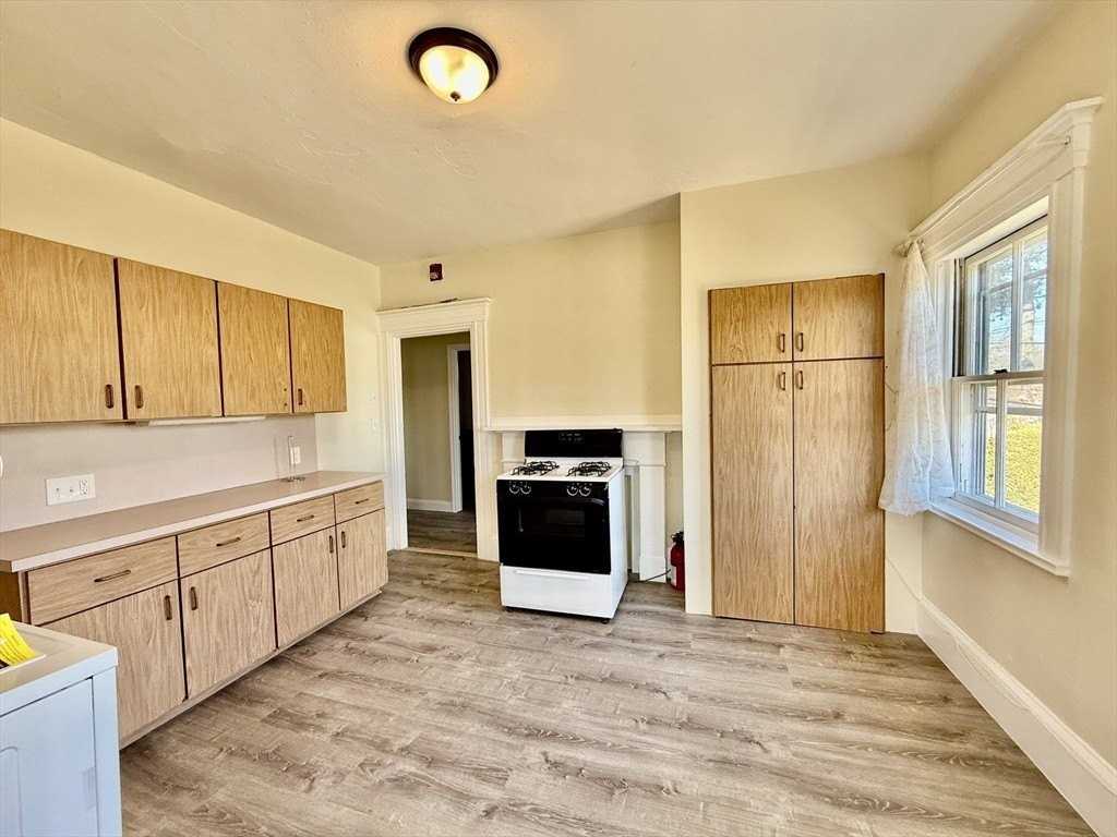 84 Pearl St Apt 2f #2F - Photo 4 of 30