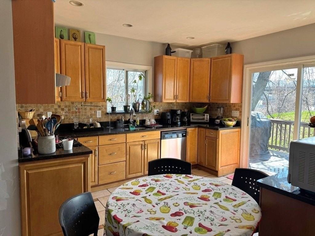 23-R Thorndike St Unit 2 #2 - Photo 4 of 18